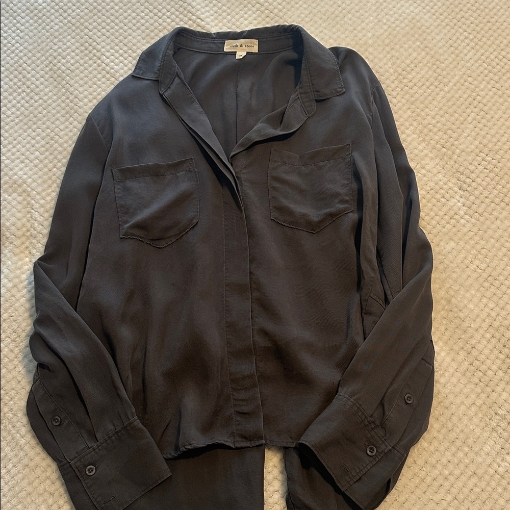 Cloth&Stone Soft Gray Button-Front Shirt